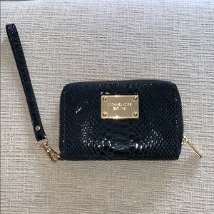 Michael Kors wristlet wallet